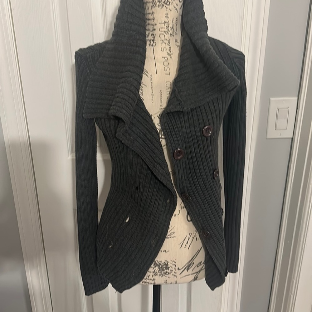 52 weekends Sweater size: Medium